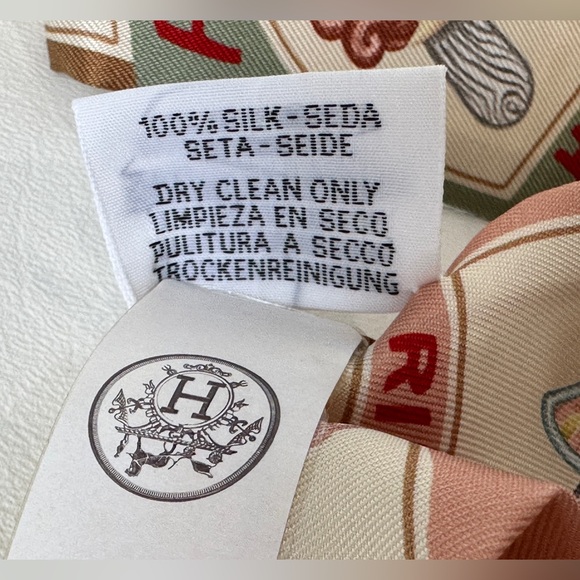 HERMES TWILLY NEW IN BOX. - Picture 16 of 16